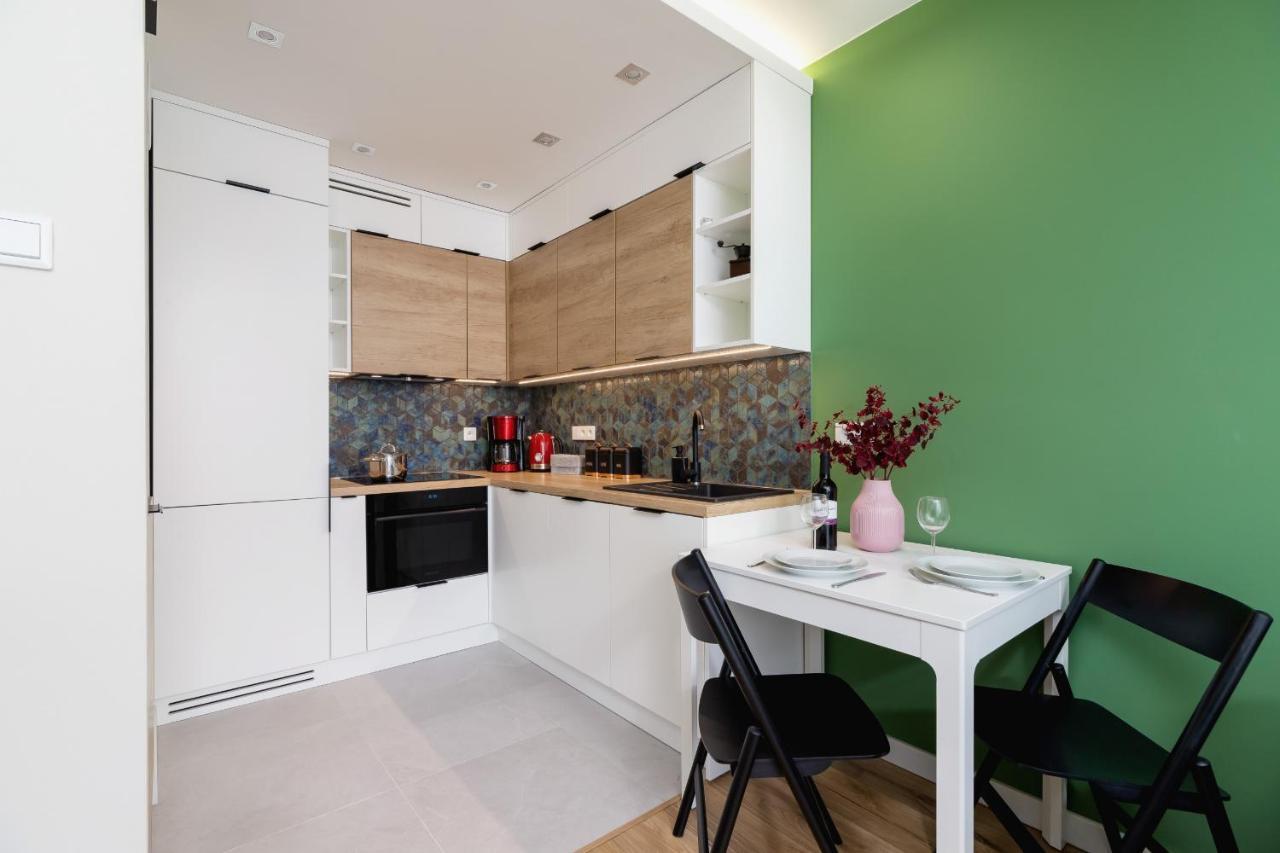 Modern Apartment On Lobzowska Street By Noclegi Renters Kraków Zewnętrze zdjęcie
